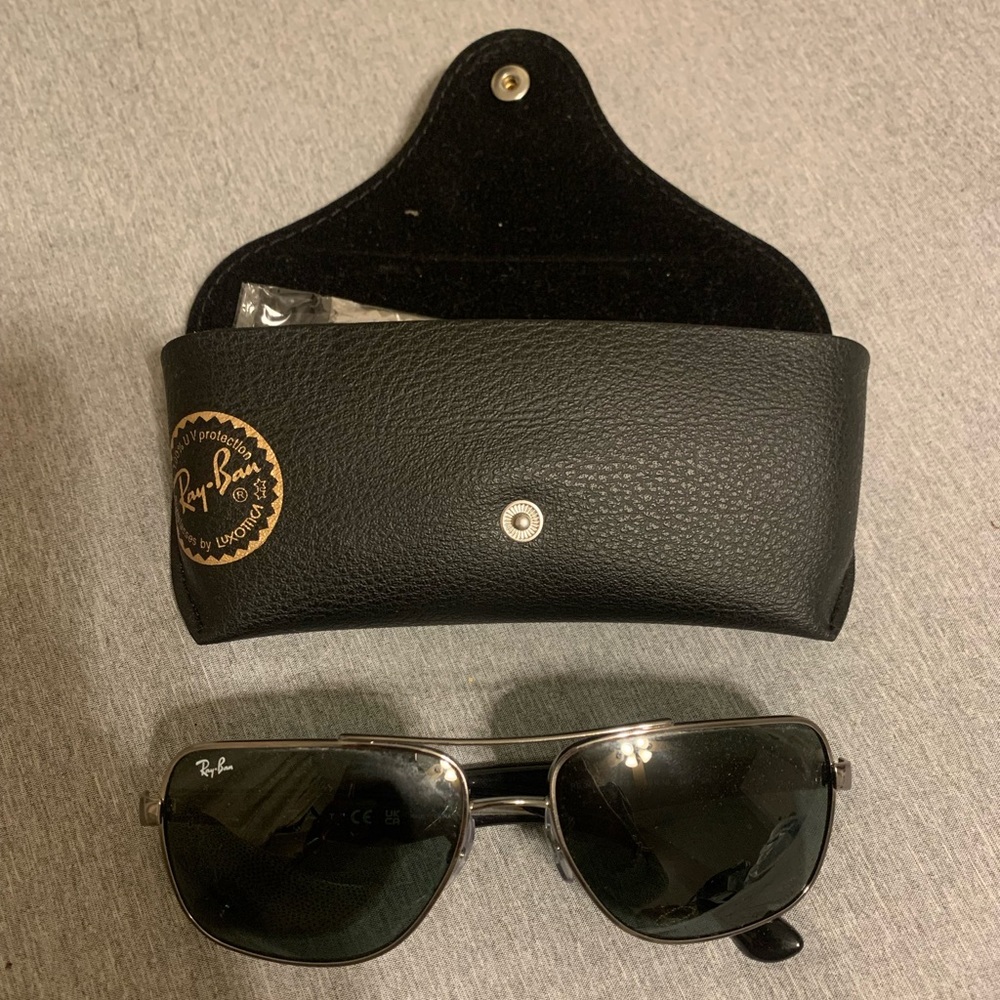Men’s authentic raybans